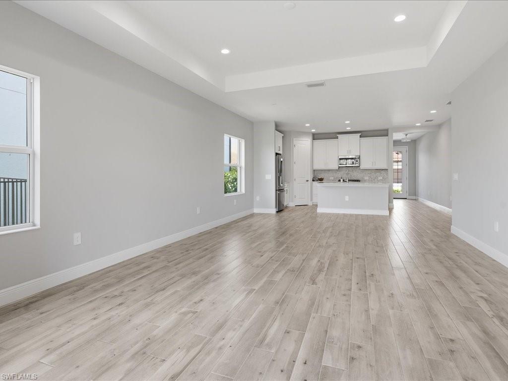SKYSAIL - Residential