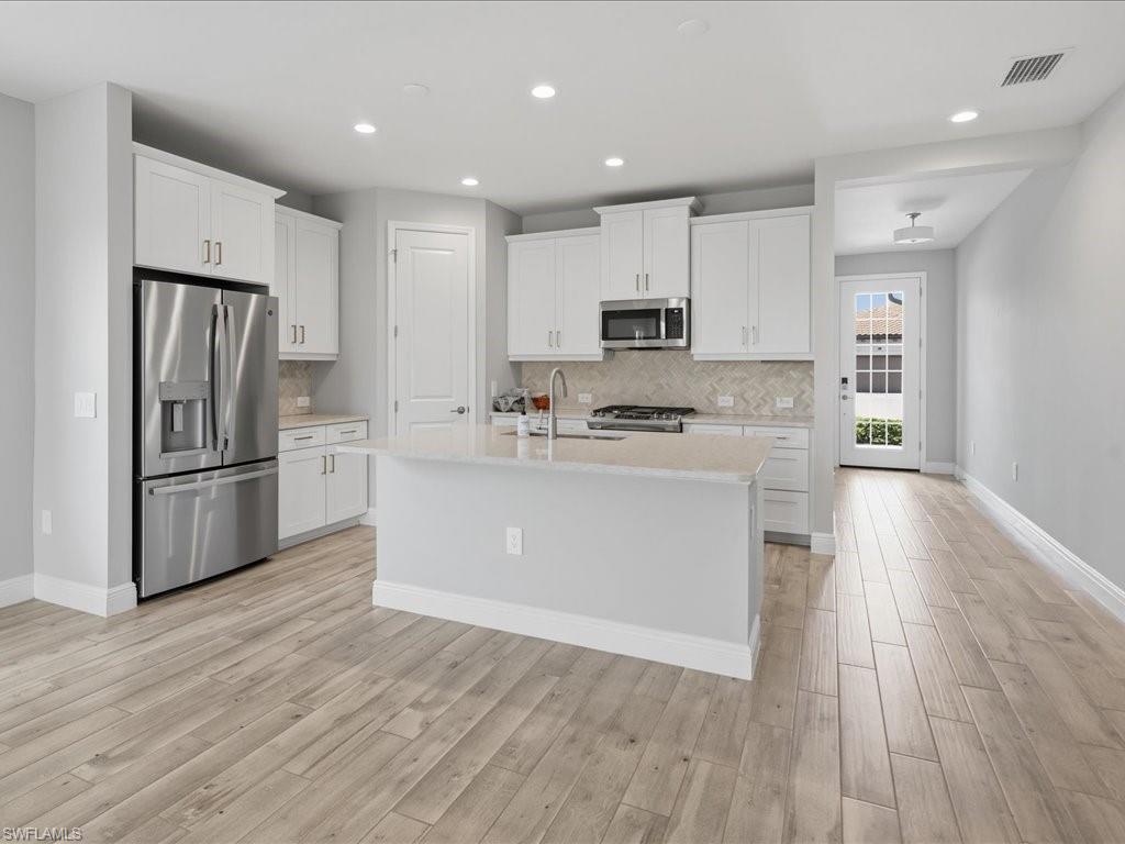 SKYSAIL - Residential