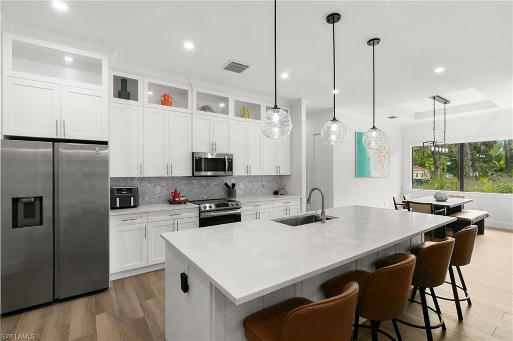 GOLDEN GATE ESTATES - Residential