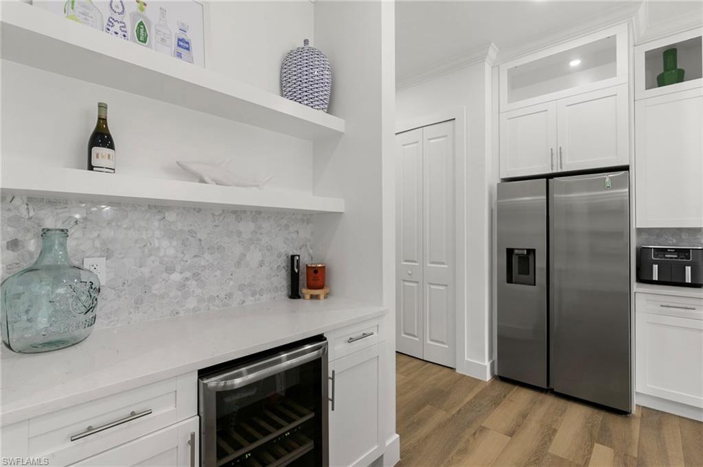 GOLDEN GATE ESTATES - Residential