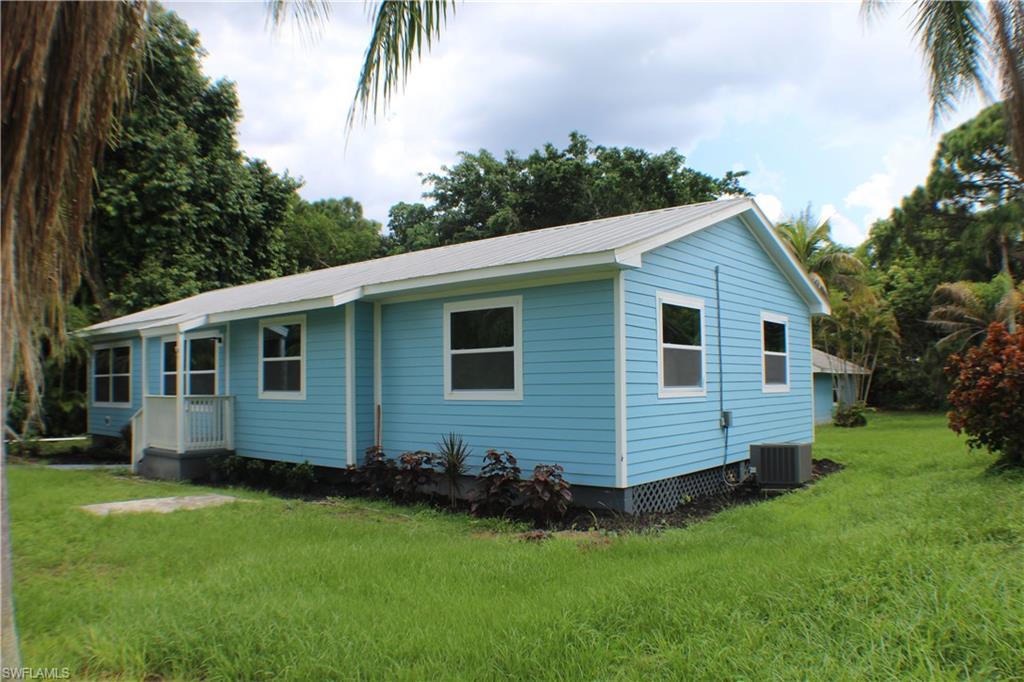 PINE ISLAND TROPICAL HOMESITES - Residential
