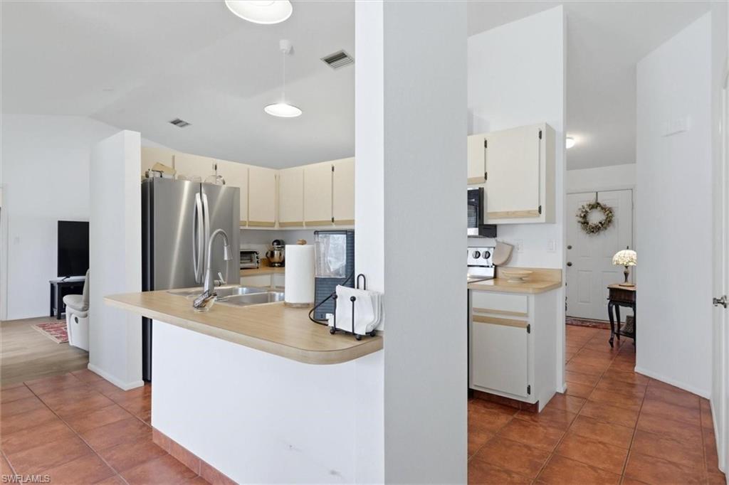 PORT CHARLOTTE - Residential