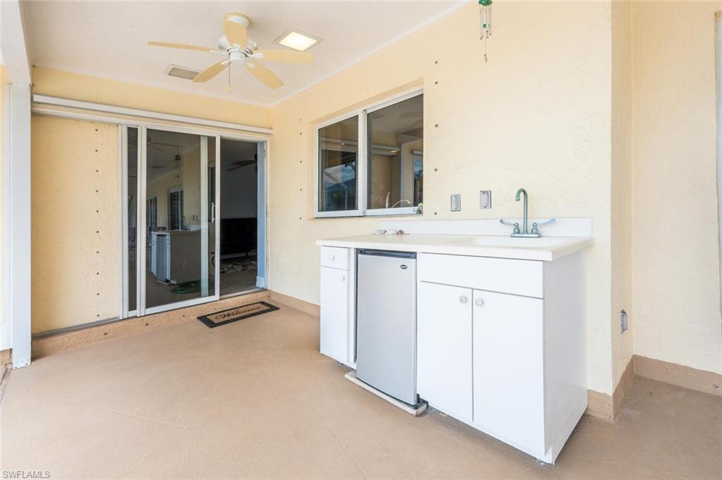 MARCO BEACH - Residential