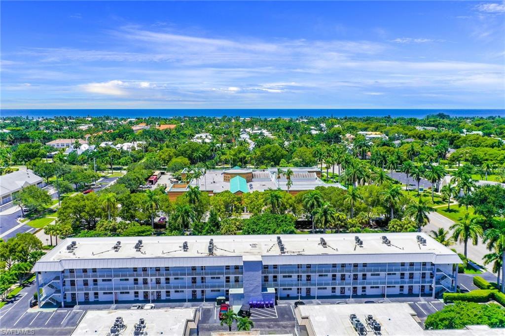 Location, Location, Location, located in Down Town Naples and walking distance to the World Famous Naples Beaches.  This Condominium has it all stainless steel appliances, upgraded wood cupboards, ceramic tile throughout with a brick top design, master walk in closet, crown molding,  a new  hvac installed in 2021 & water heater installed in 2020.
