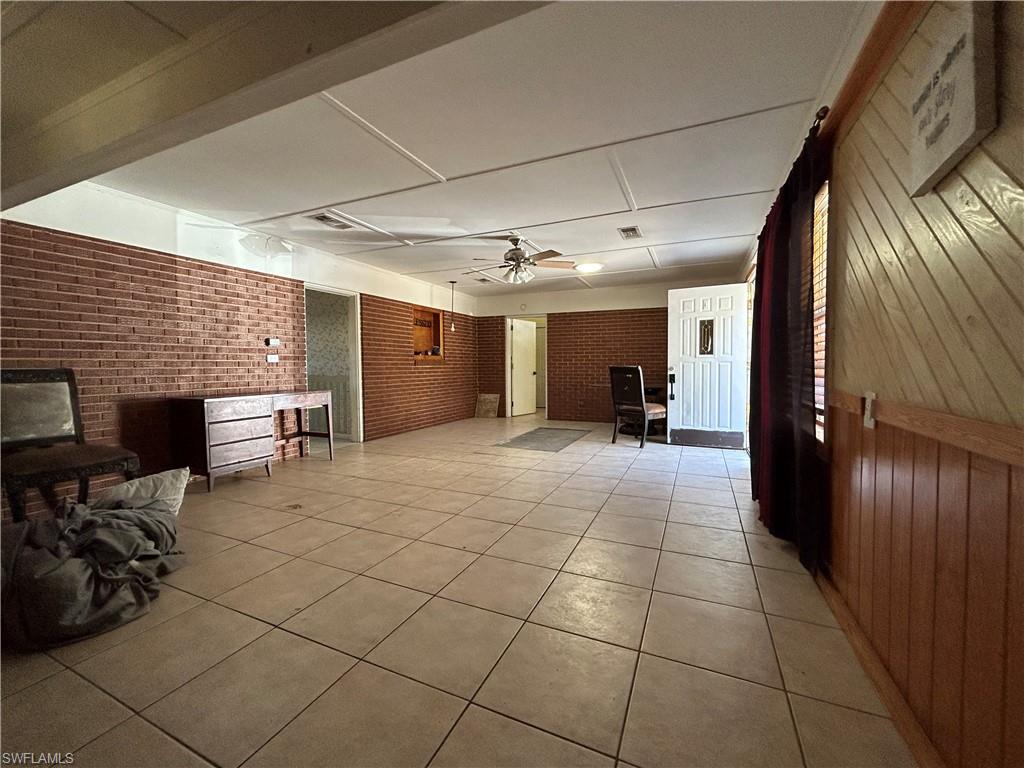 CENTURY ESTATES - Residential