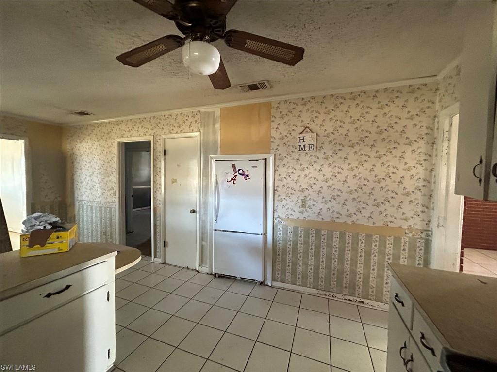 CENTURY ESTATES - Residential