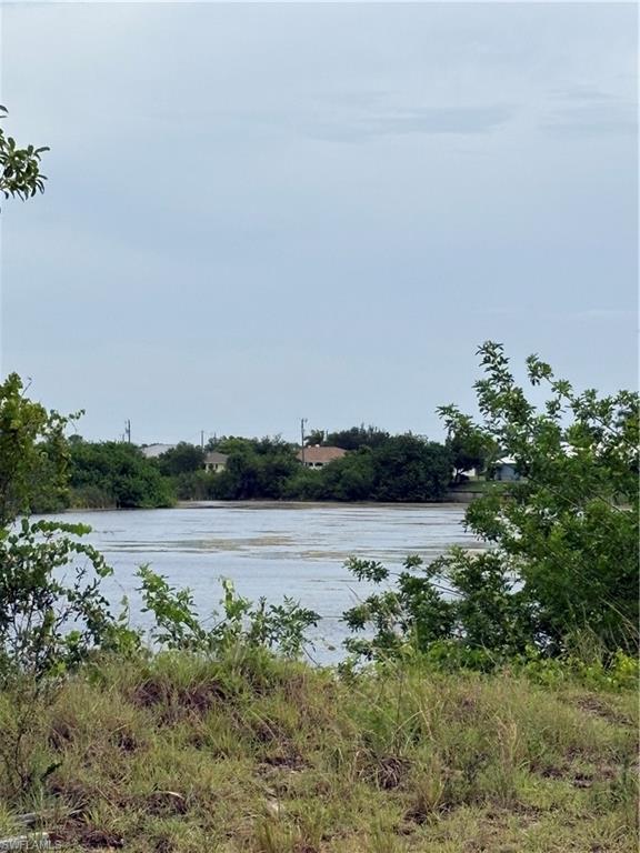 CAPE CORAL - Land