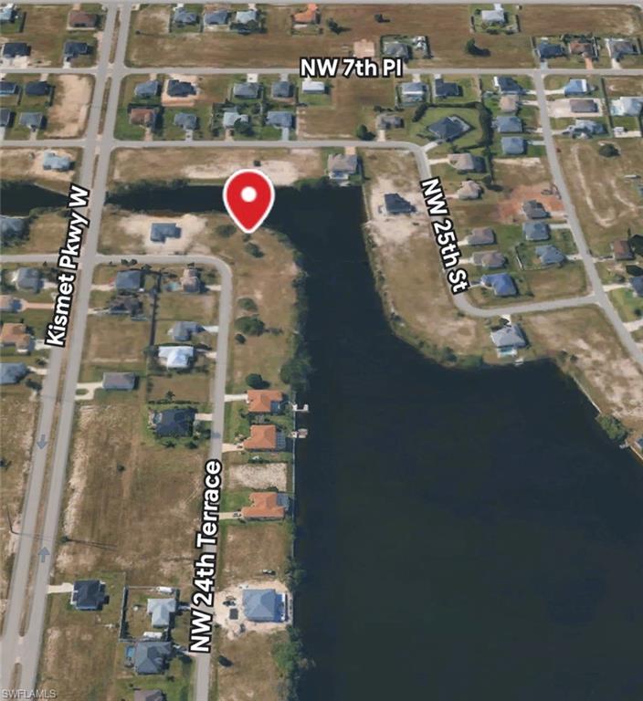 CAPE CORAL - Land