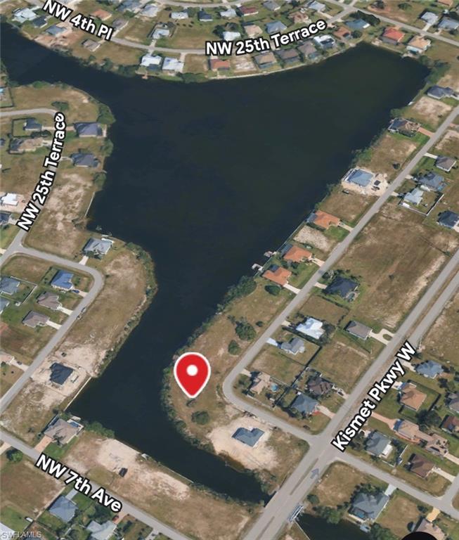 CAPE CORAL - Land