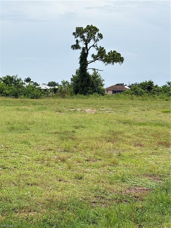 CAPE CORAL - Land
