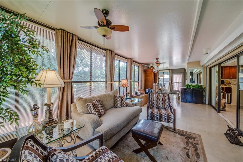 BEACHWALK HOMES - Residential