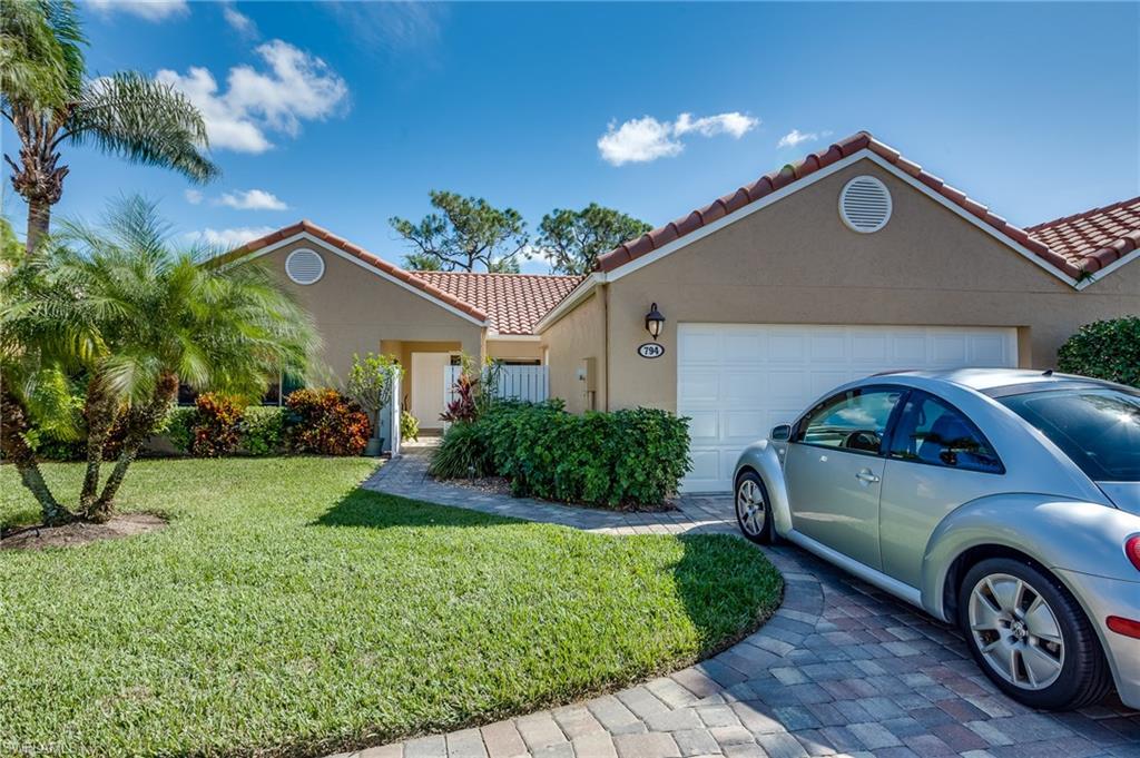 LOCATION LOCATION LOCATION! Beautifully kept Beachwalk home with vaulted ceilings throughout with private court yard entry. Home features three bedrooms plus den and two baths split floor plan with oversized master suite, large closet space with huge bath with walk in shower and separate spa/tub for your relaxation. Custom kitchen cabinetry with new stainless steel appliances and granite counters and large oversized lanai for your entertaining pleasure. West of 41, walk to the beach, Pavillion & Mercado Centers with all the shopping areas, movies, entertainment and 15+ restaurants. Must see to appreciate this beauty. Hurry this one won't last!