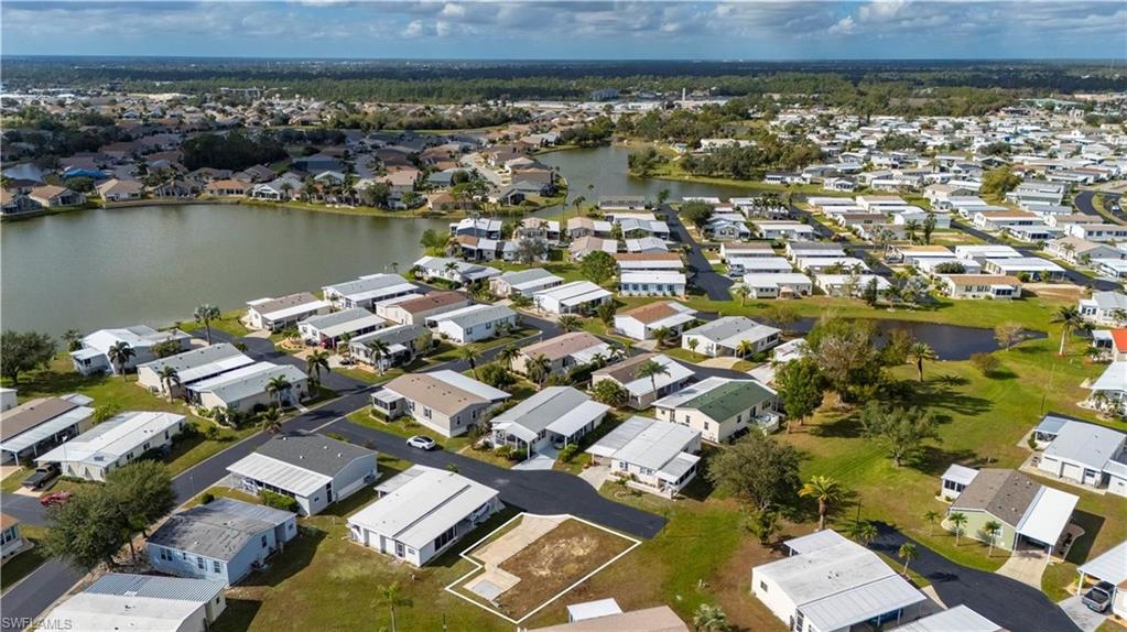 PORT CHARLOTTE - Land
