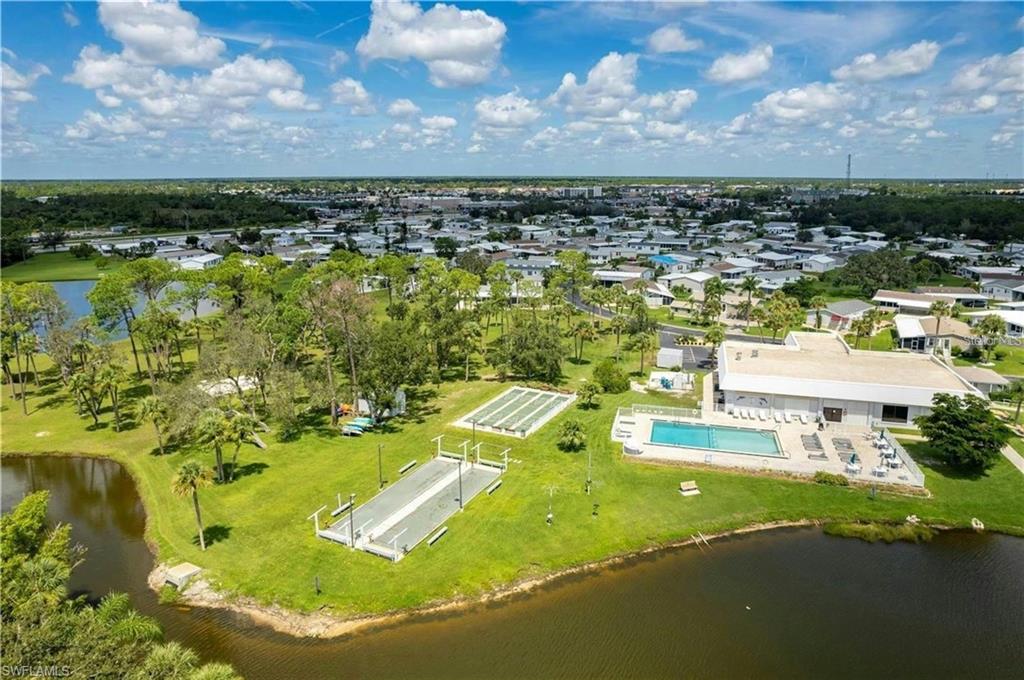 PORT CHARLOTTE - Land