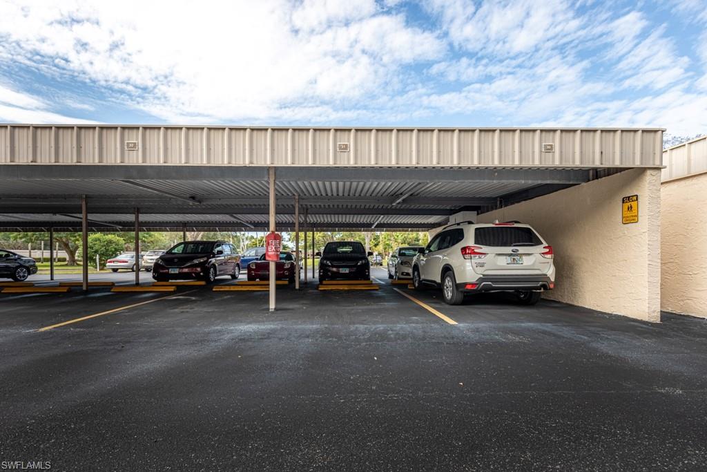 SEVEN LAKES - Residential