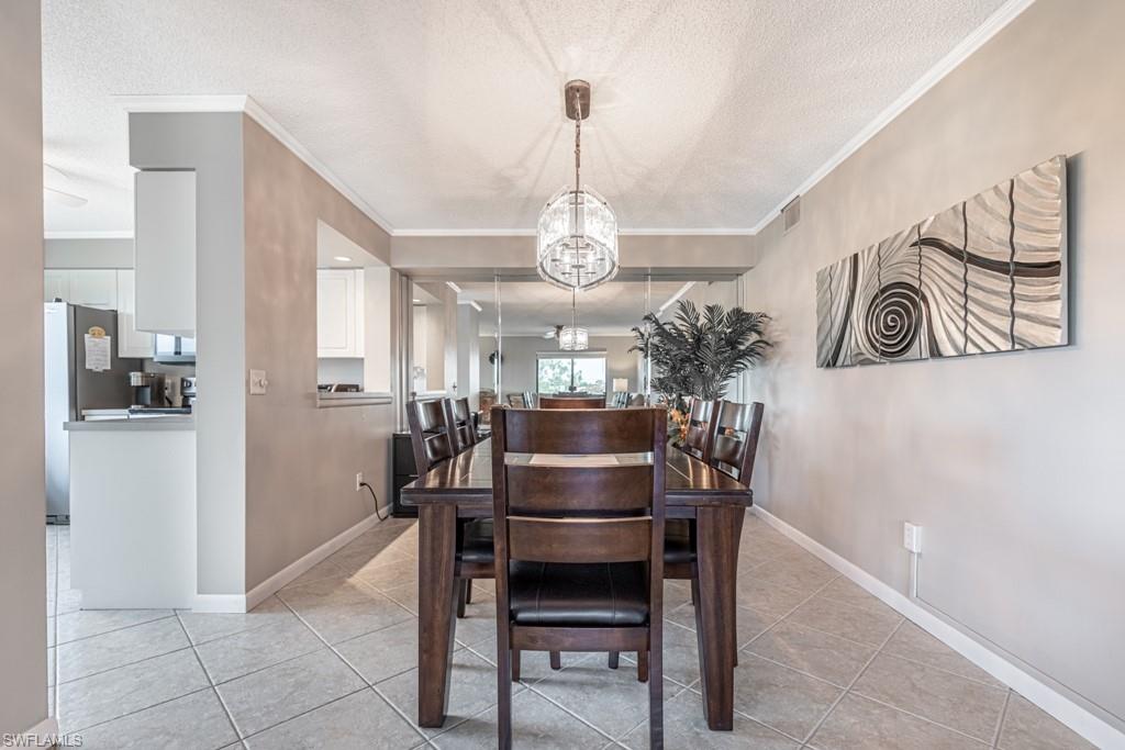 SEVEN LAKES - Residential