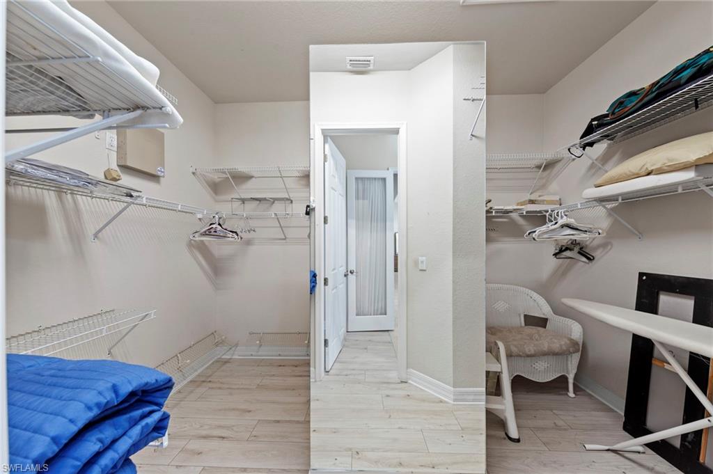 CAPE ROYAL - Residential