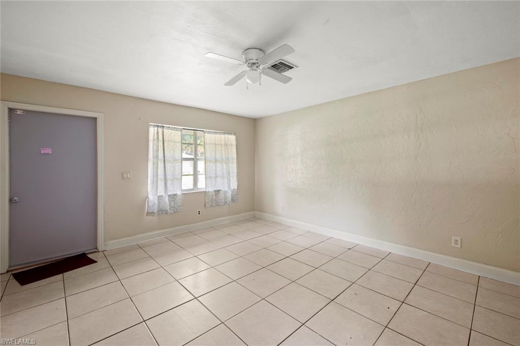 FORT MYERS SHORES - Residential