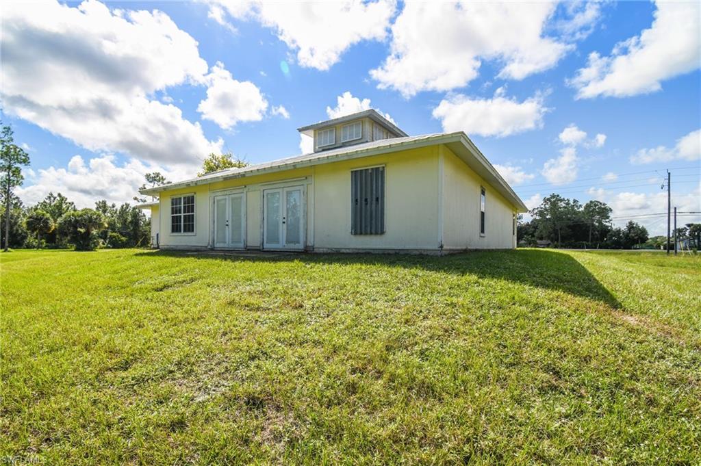 GOLDEN GATE ESTATES - Residential