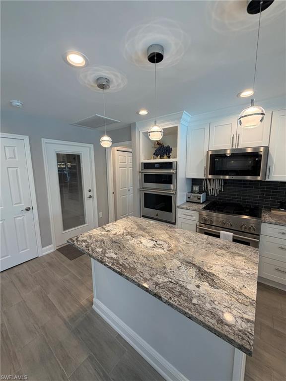 LAGUNA SHORES - Residential