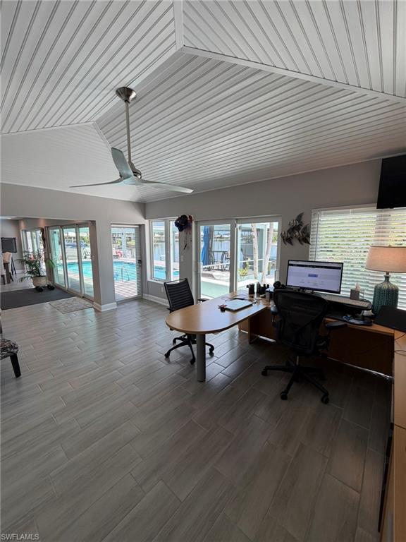 LAGUNA SHORES - Residential