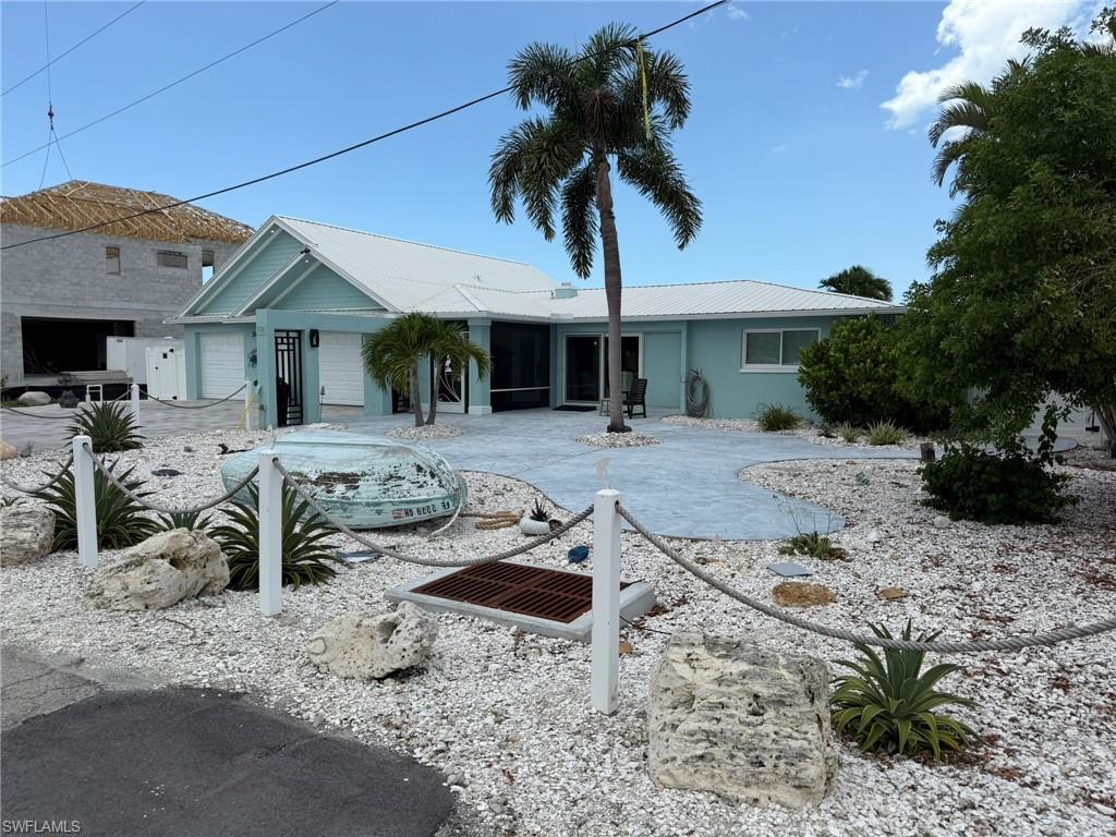 LAGUNA SHORES - Residential