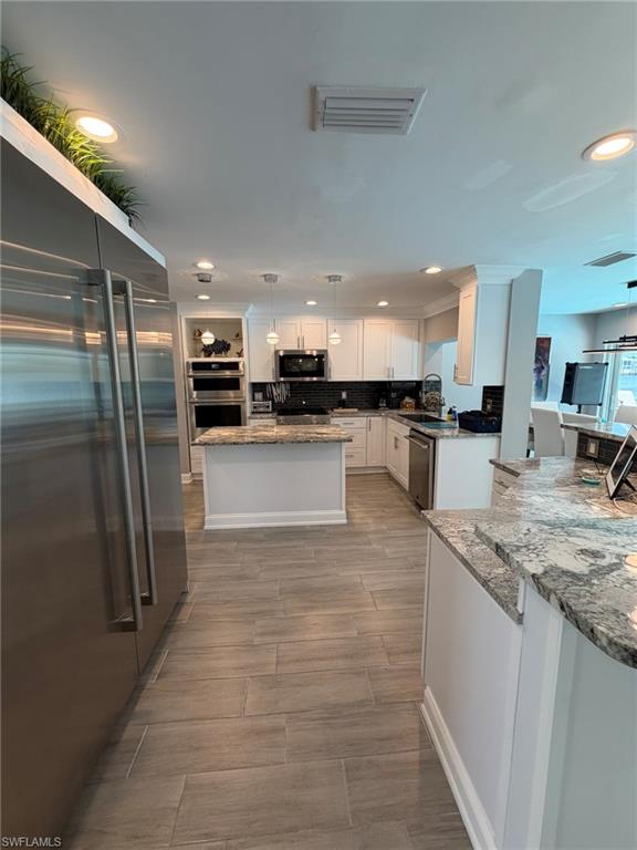 LAGUNA SHORES - Residential