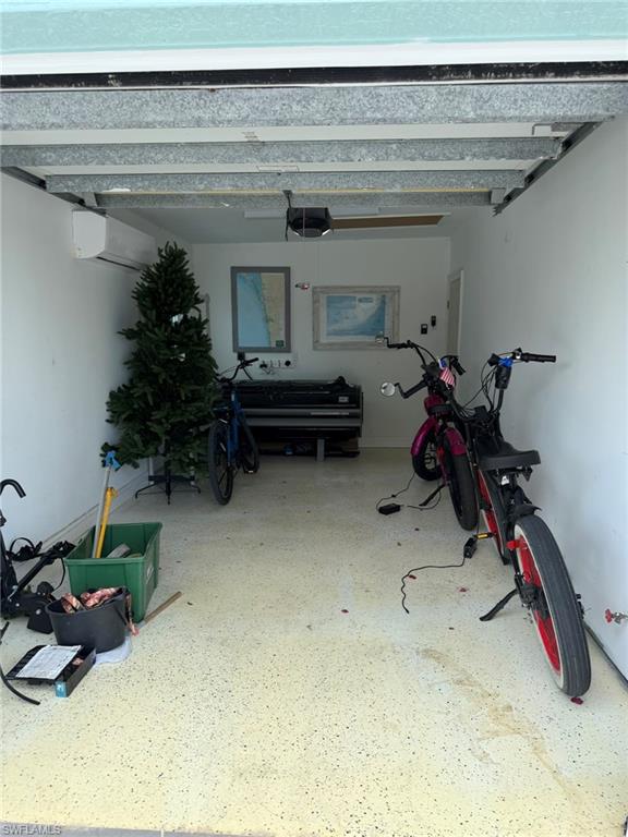 LAGUNA SHORES - Residential