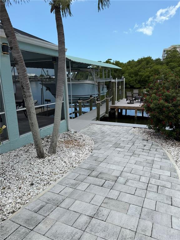 LAGUNA SHORES - Residential