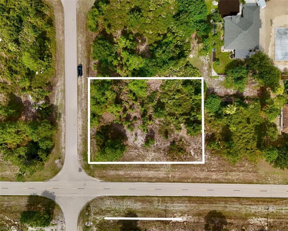 LEHIGH ACRES - Land