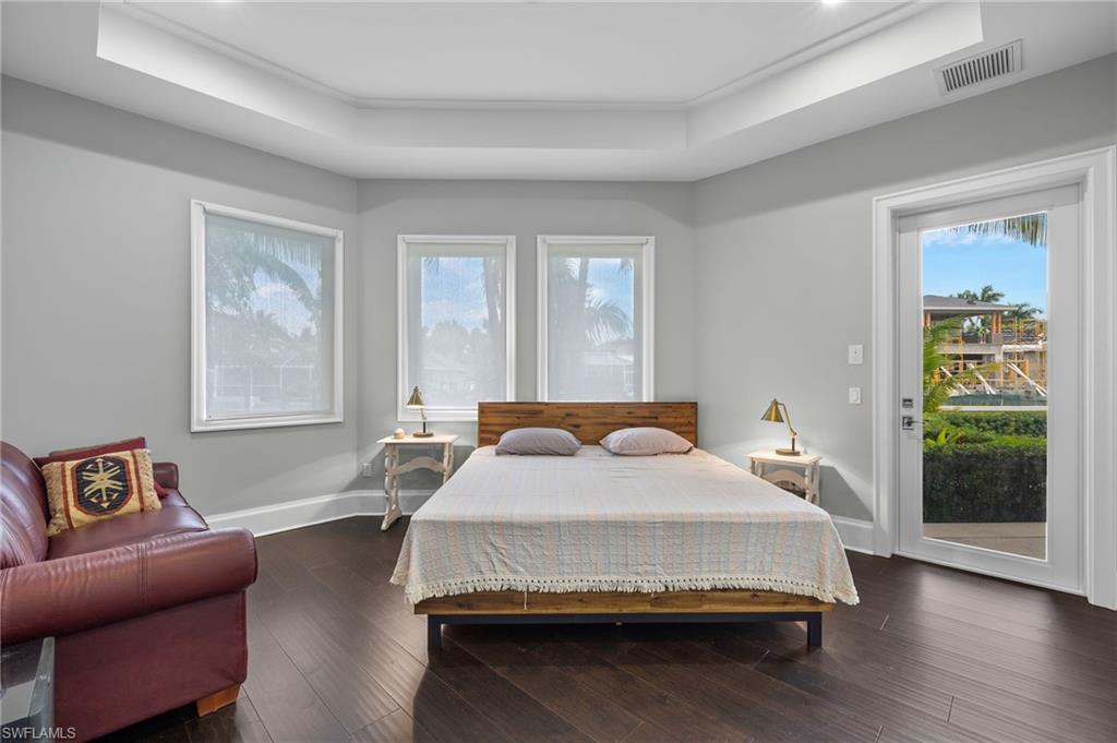 ROYAL HARBOR - Residential