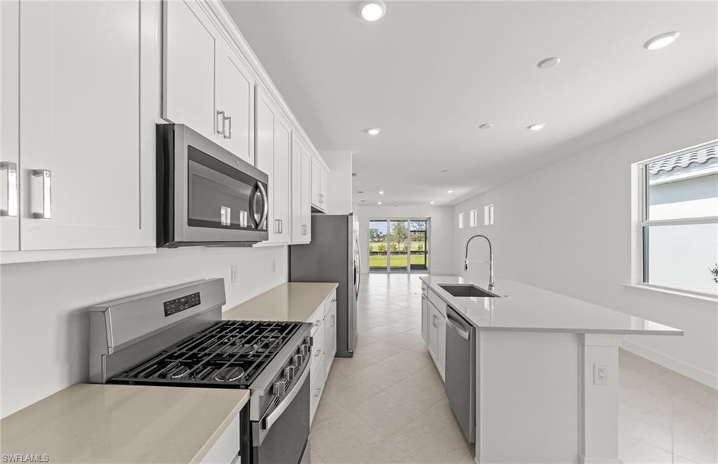 DEL WEBB OAK CREEK - Residential