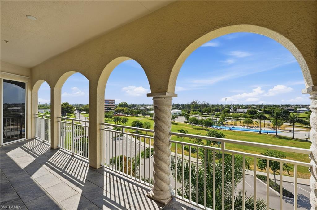 ROMAN PLAZA - Residential