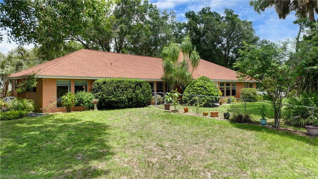 LEHIGH ACRES - Residential