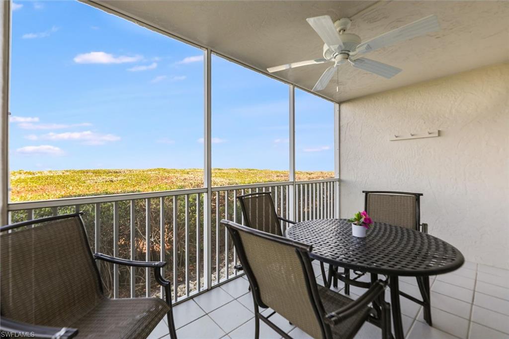 BAYSIDE VILLAS - Residential