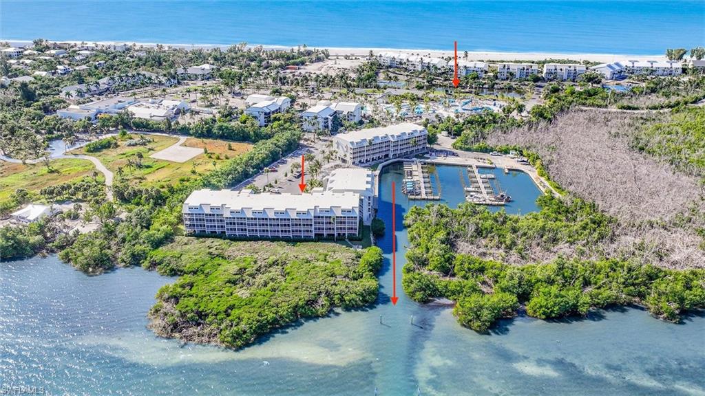BAYSIDE VILLAS - Residential