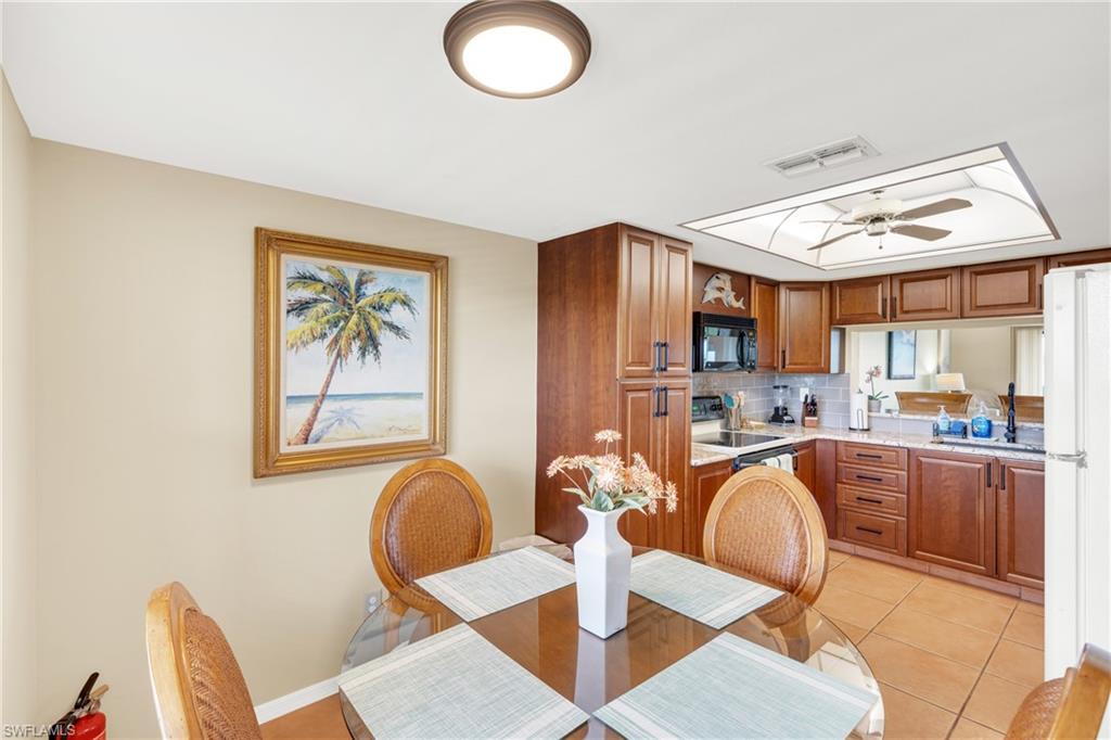 TERRACE - Residential Lease