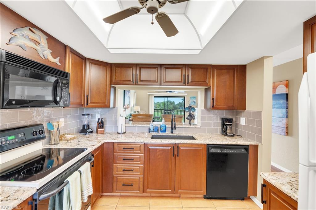 TERRACE - Residential Lease