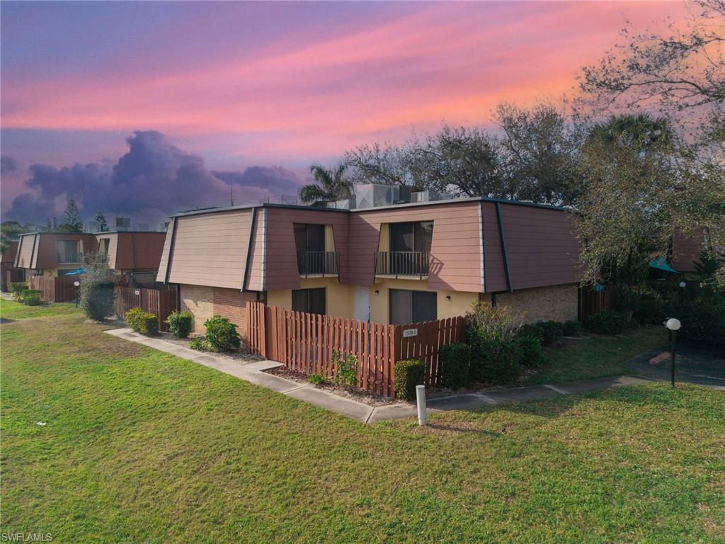 PARKWOOD VILLAS - Residential