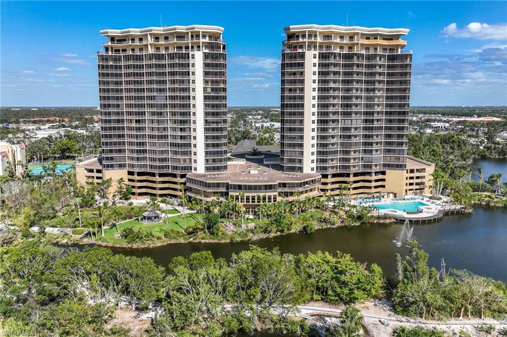 RIVA DEL LAGO - Residential