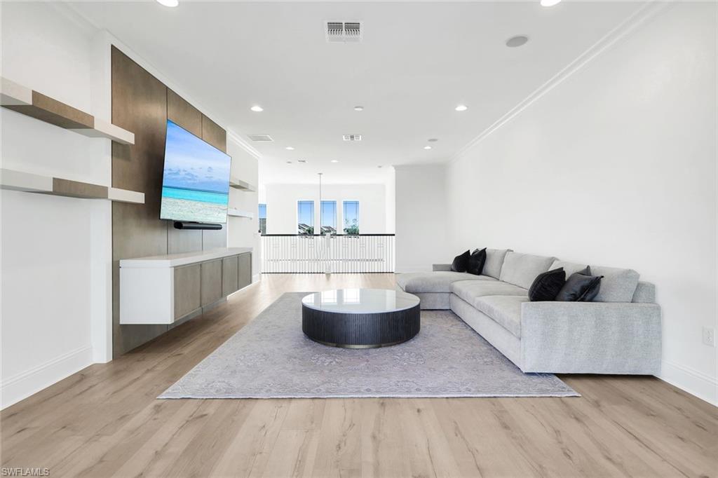 ISLES OF COLLIER PRESERVE - Residential