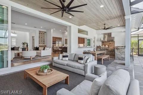 ISLES OF COLLIER PRESERVE - Residential
