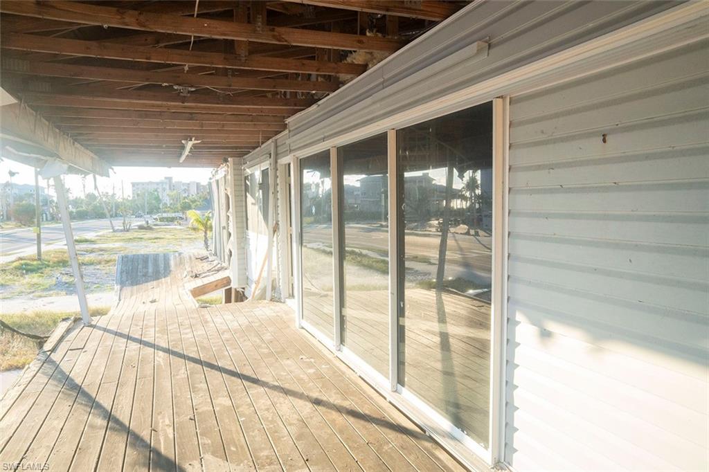 LAGUNA SHORES - Residential