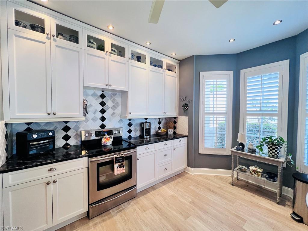 CROWN POINTE SHORES - Residential Lease