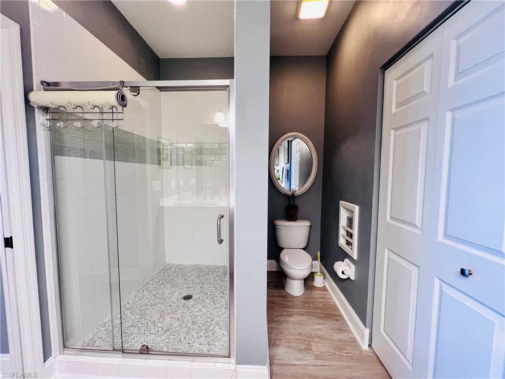 CROWN POINTE SHORES - Residential Lease