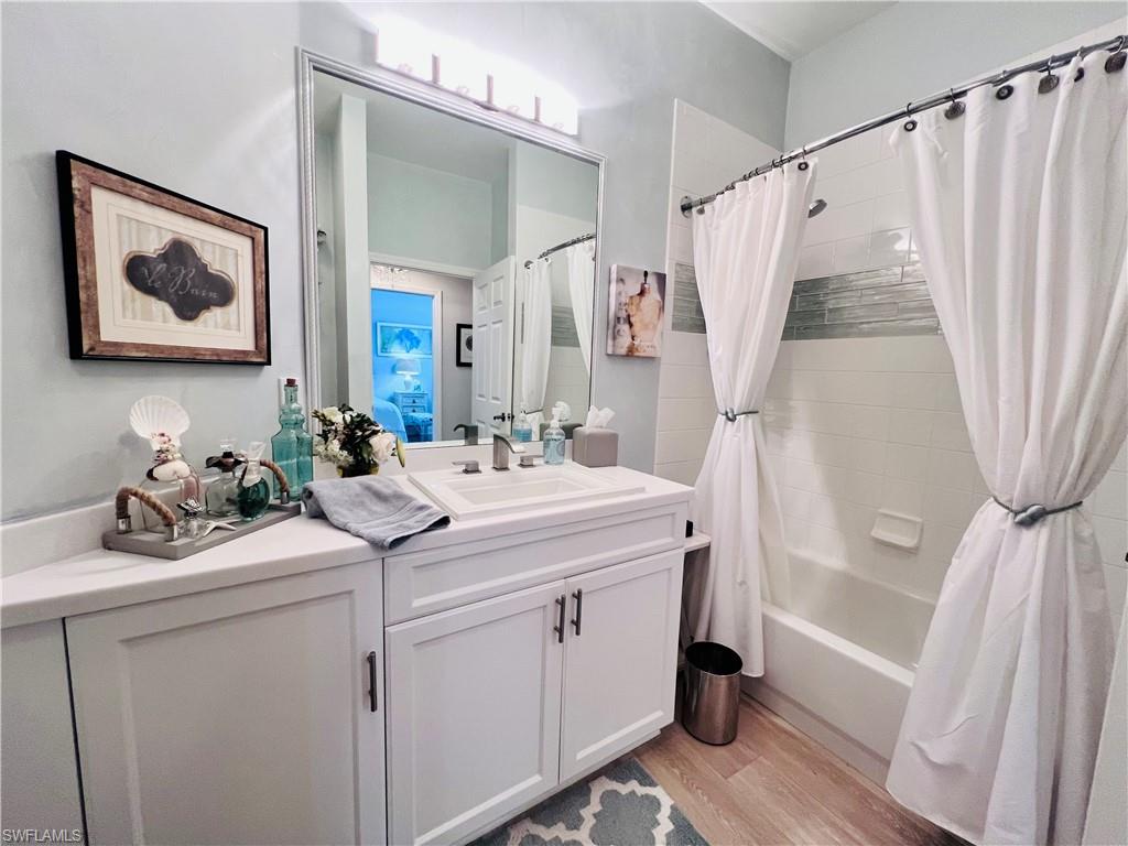 CROWN POINTE SHORES - Residential Lease