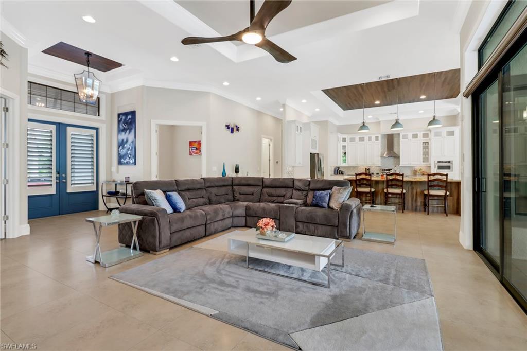 GOLDEN GATE ESTATES - Residential