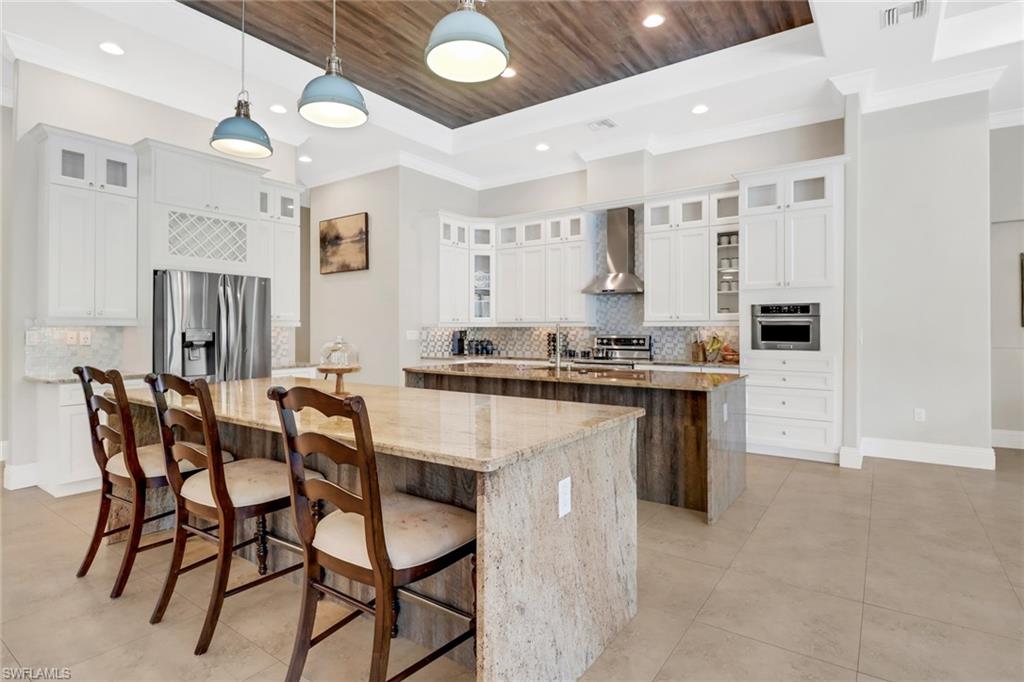 GOLDEN GATE ESTATES - Residential