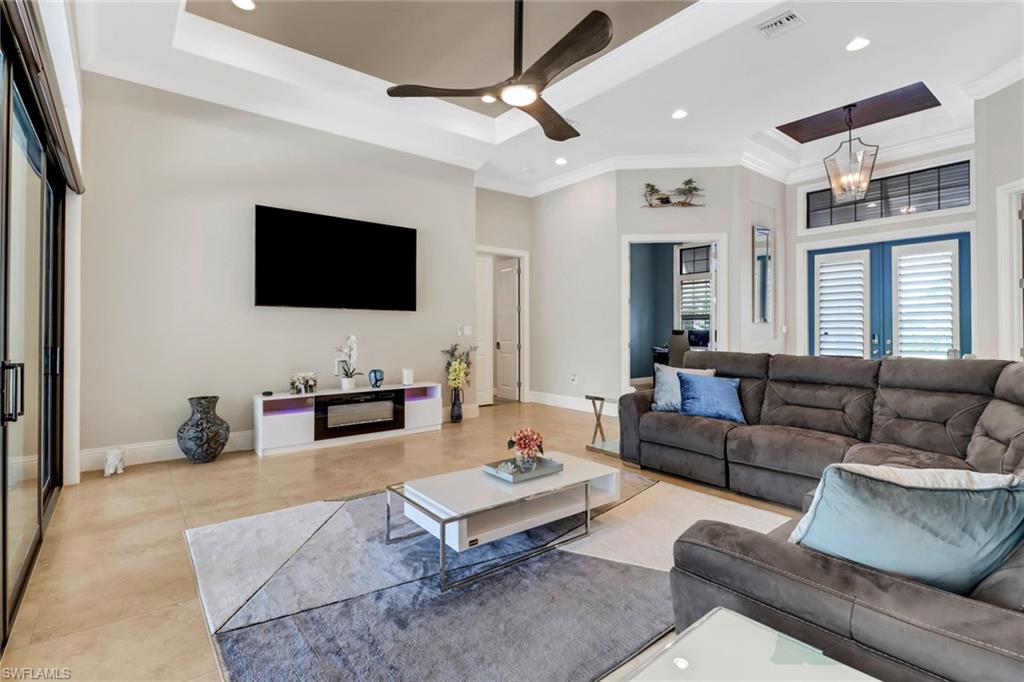 GOLDEN GATE ESTATES - Residential