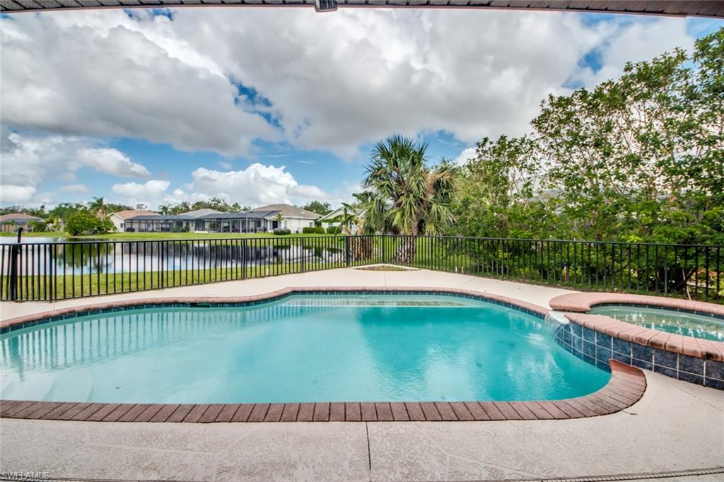 PINE GLEN - Residential